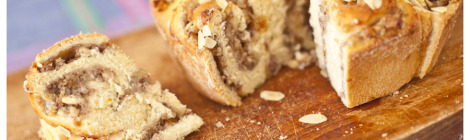 Rosenkuchen mit nussfüllung