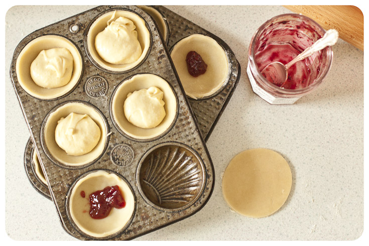 Bakewells, Maids of Honour