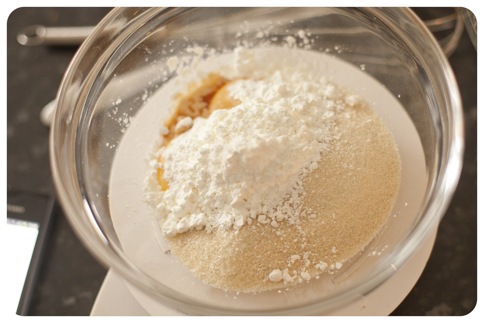 Making creme patissiere