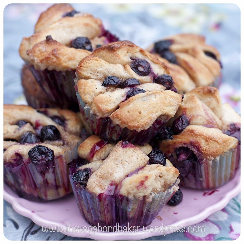 Blueberry Pull-Apart Buns | Vagabond Baking