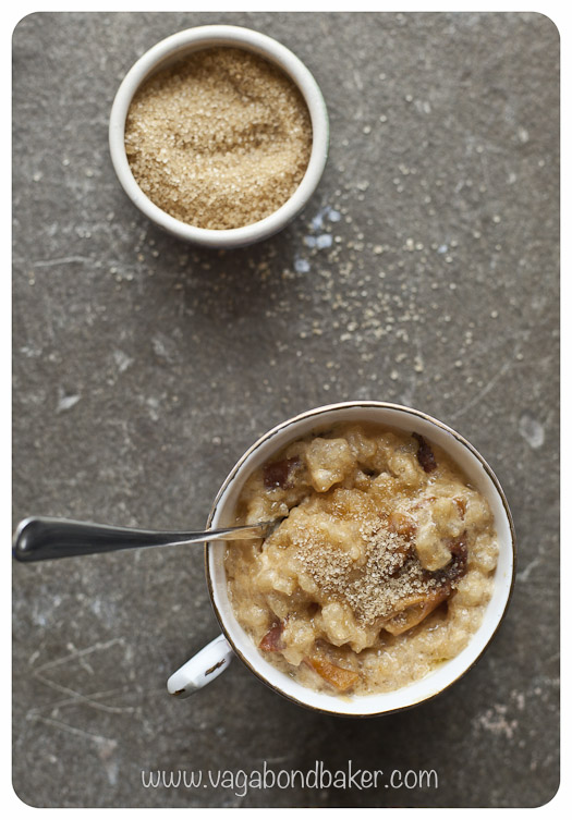 serve sprinkled with sugar.