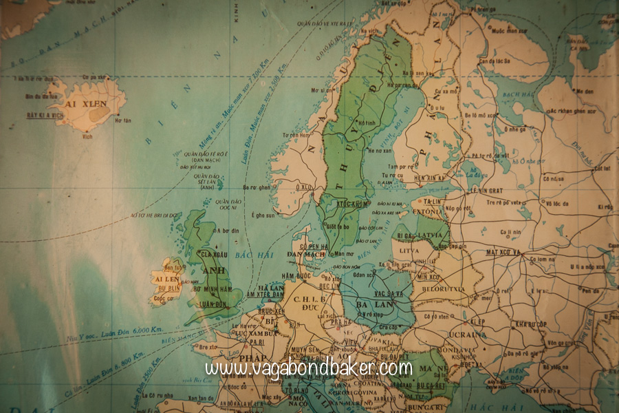 Map of Europe with Vietnamese names, Chòm Ca Temple