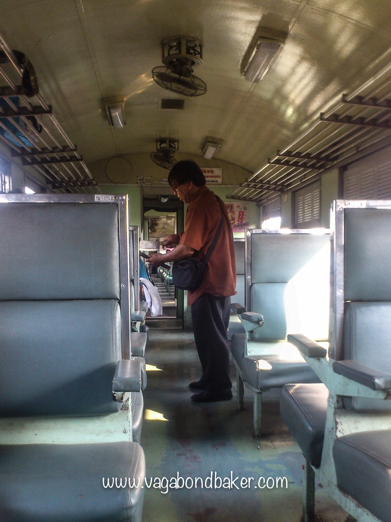 train from siem reap to bangkok