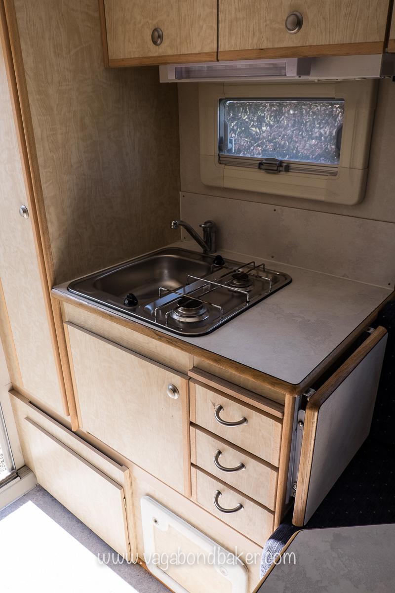 Demountable Camper, Truck Camper