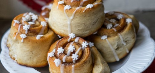 Festive Cinnamon Rolls